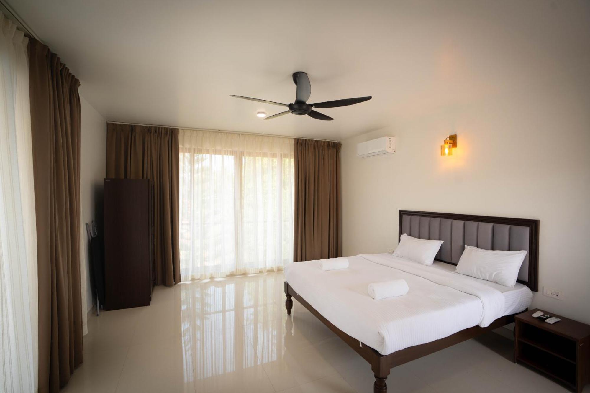 Mistral By The Sea Aparthotel บีนอลิม ห้อง รูปภาพ