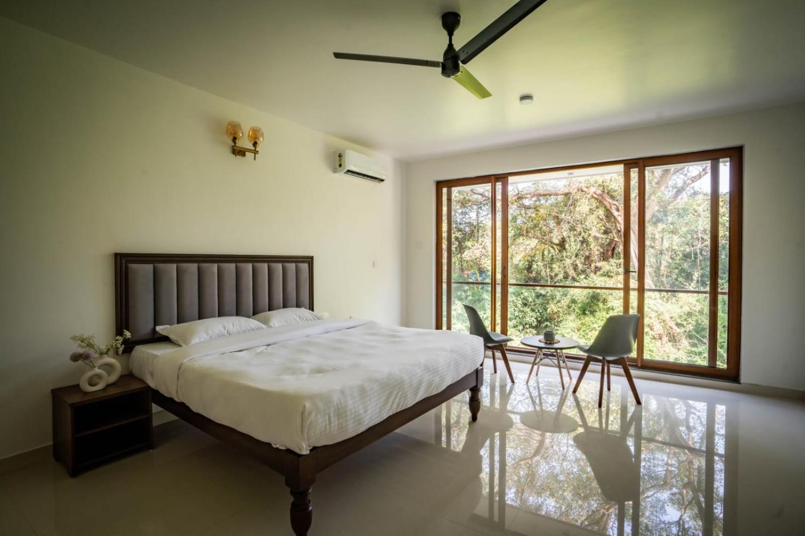 Mistral By The Sea Aparthotel บีนอลิม ภายนอก รูปภาพ